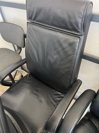 Sillas de oficina negras - 39€/unidad