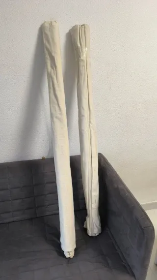 Estores enrollables beige tela 20€ los dos