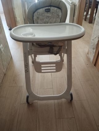 Trona Chicco Polly Progress 5