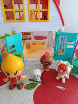 Granja PinyPon con figuras y animales