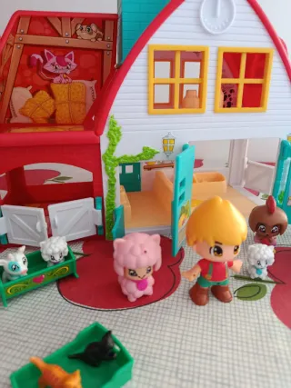 Granja PinyPon con figuras y animales