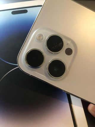 iPhone 14 Pro Max Plata 84% Bateria