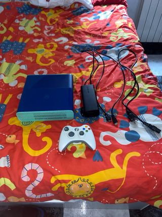 Xbox 360 Azul + Mando + Juegos