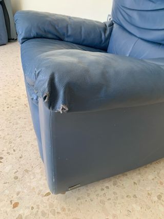 Sillón Natuzzi de piel azul