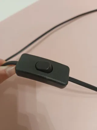 Lámpara de escritorio beige