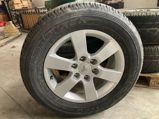 Llantas Mitsubishi 17 Originales con Neumáticos