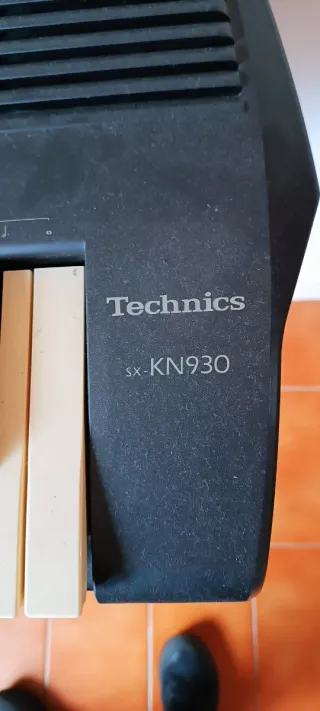 Teclado Technics KN930