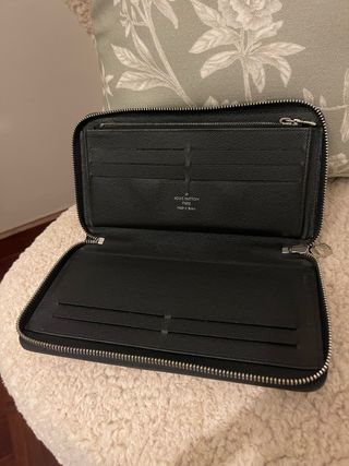 Carteira Louis Vuitton Preta