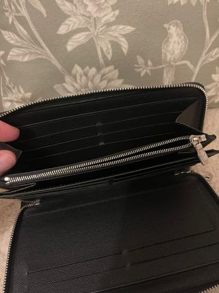 Carteira Louis Vuitton Preta