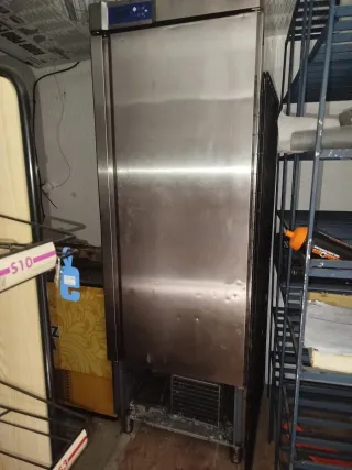 Nevera inoxidable Para reparar pierde gas