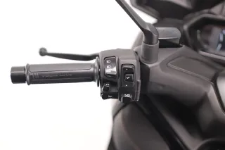 YAMAHA X- MAX 125 TECH MAX 2024