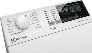 Lavadora Electrolux PerfectCare 600