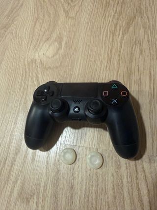 PS4 (PlayStation 4) Negra + Juegos