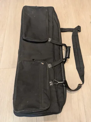 Teclado Yamaha MX61 + Accesorios