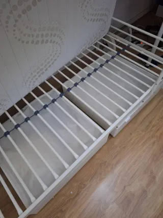 Litera metálica con colchones