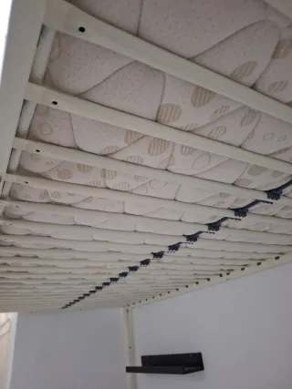 Litera metálica con colchones