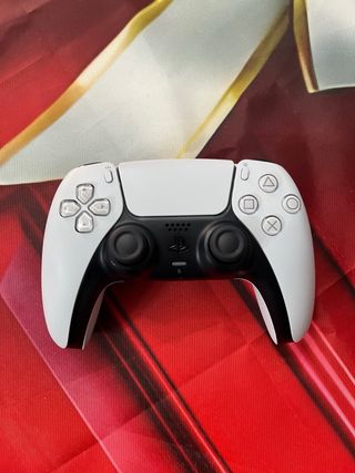 PS5 + Mando solo 2 meses de uso