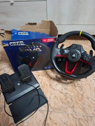 Volante y Pedales Hori PS4