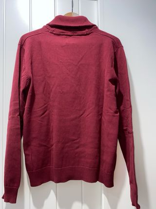 Jersey Rojo Cuello Chal