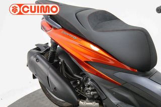 PIAGGIO BEVERLY 300 HPE