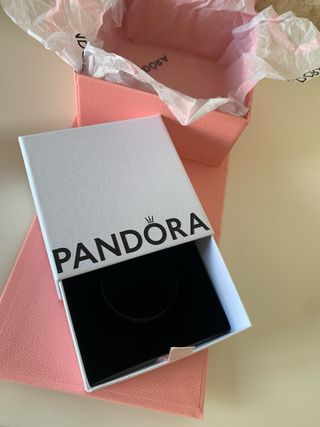 Cajita joyero Pandora rosa con lazo