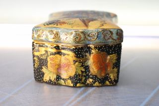 Caja, joyero de porcelana Satsuma, China. Vintage.