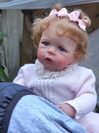 Niña reborn 65cm