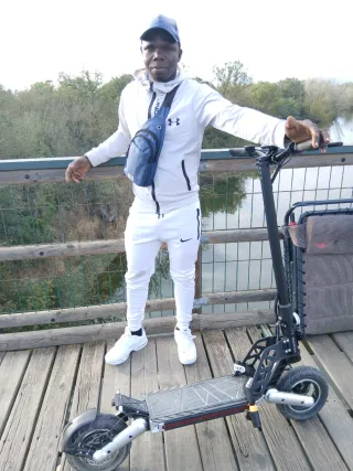 Patinete Eléctrico 350W - 45 km/h