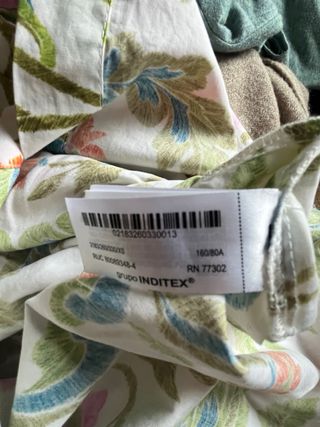 Blusa estampada floral manga larga