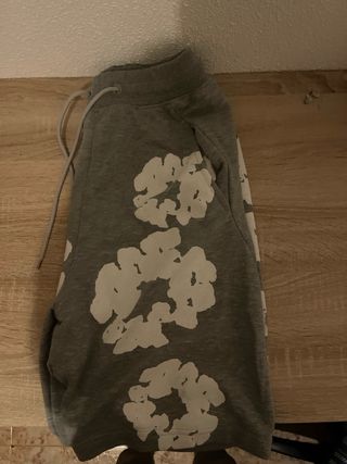 Denim Tears Camiseta y Short, Original y Nuevo