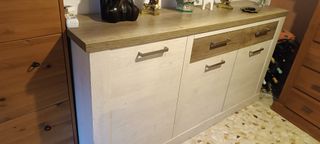 2 vitrinas y aparador juntos o por separado