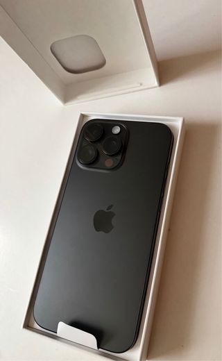iPhone 16 Pro Max Nuevo A ESTRENAR