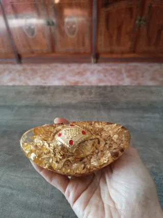 Figura suerte láminas oro t Y abundacia