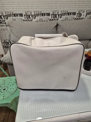 Máquina de coser Alfa 2404