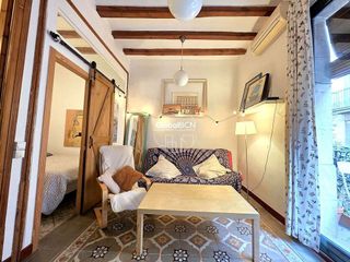 Piso en venta en El Raval en Barcelona