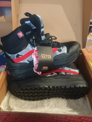 Vans Ultrarange Exo Arctic Camo Black Talla 42