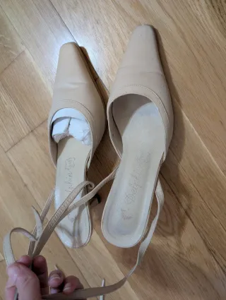 Zapatos de tacón de piel