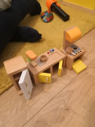 Casa de muñecas de madera Hape