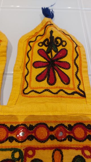 Adorno textil artesanal