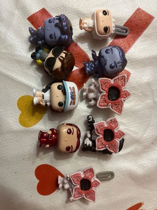 8 figuras Kinder Sorpresa Stranger Things