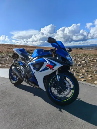 Suzuki GSXR-600 K6 2006