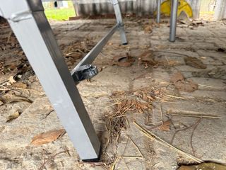 Camas metálicas y de madera