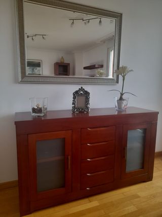 Salón completo de madera maciza, de la casa Roizo.