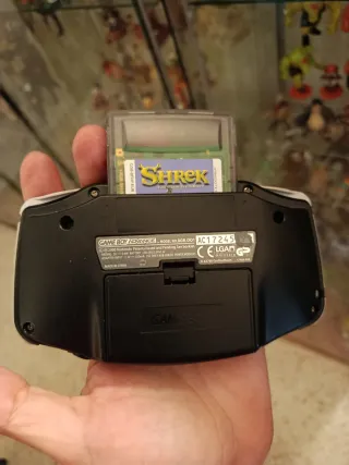 Nintendo Game Boy Advance Negra y Gris
