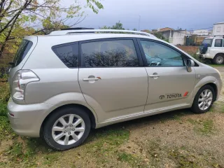 Toyota Verso 2004