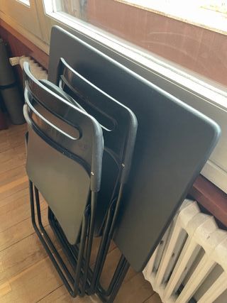 Mesa elegante y modular + sillas