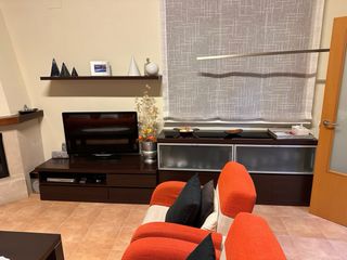 Último conjunto completo de salón y comedor