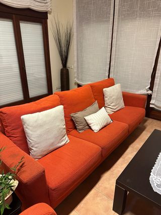 Último conjunto completo de salón y comedor