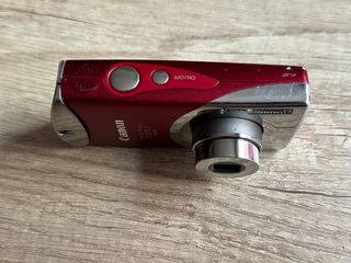 Canon Digital IXUS i Zoom