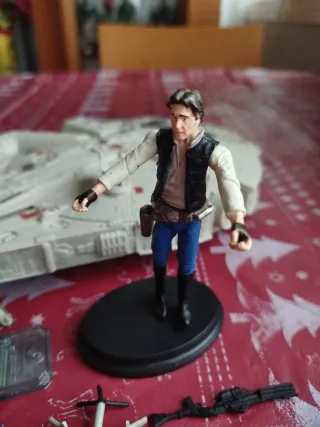 Star Wars: Halcón Milenario + Figuras Han y Luke